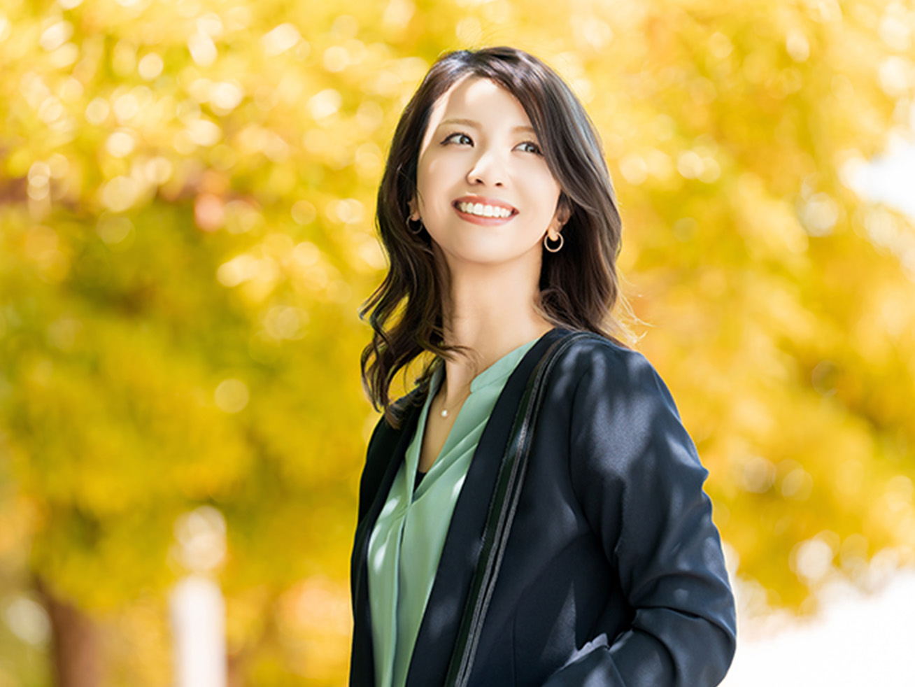 自由に働く女性