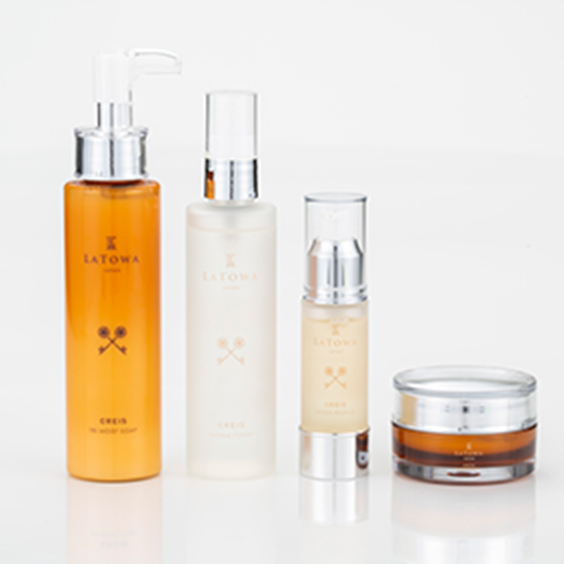 LA TOWA化粧品